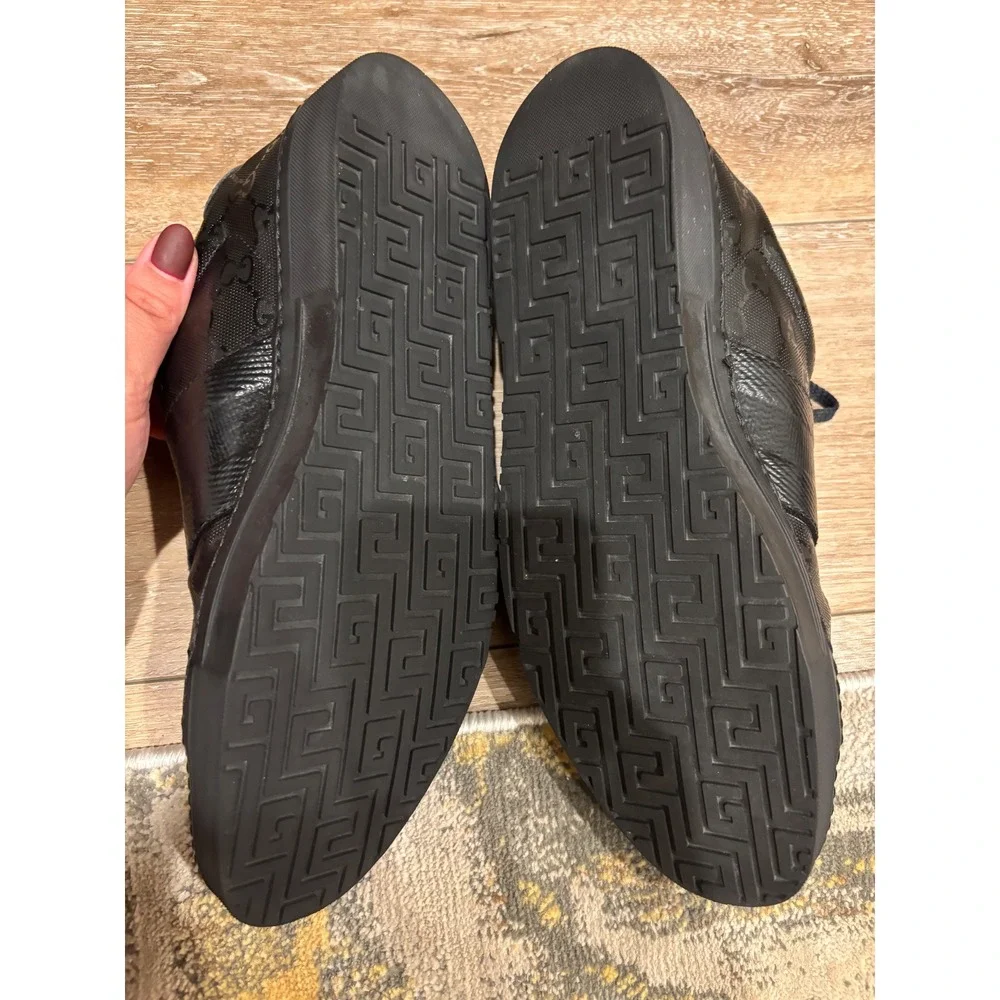 Gucci GG Embossed Leather Sneakers Low Top Lace Up Black Designer Shoes - Picture 4 of 14